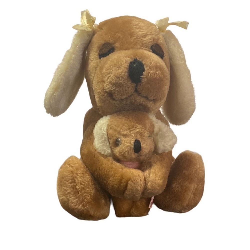 Vintage 1977 R Dakin & Co Sitting Sleepy Eyed Praying Dog and Puppy